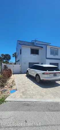 $2,900 | 8208 Presidential Court, Cape Canaveral, FL 32920