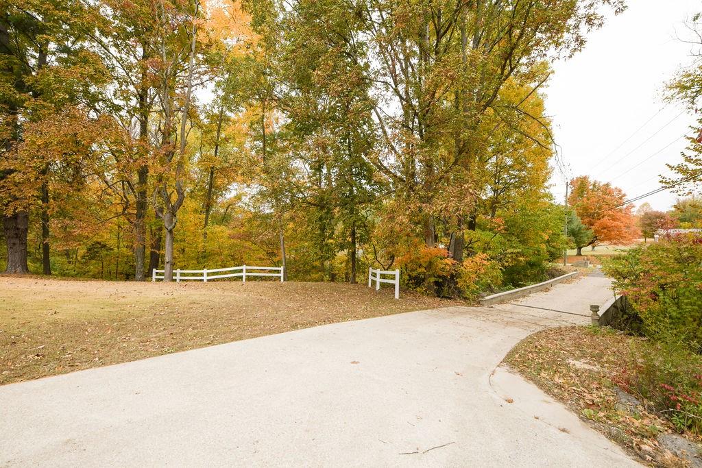1920 Freeman Road Spencer, IN 47460 - Photo 6 of 36