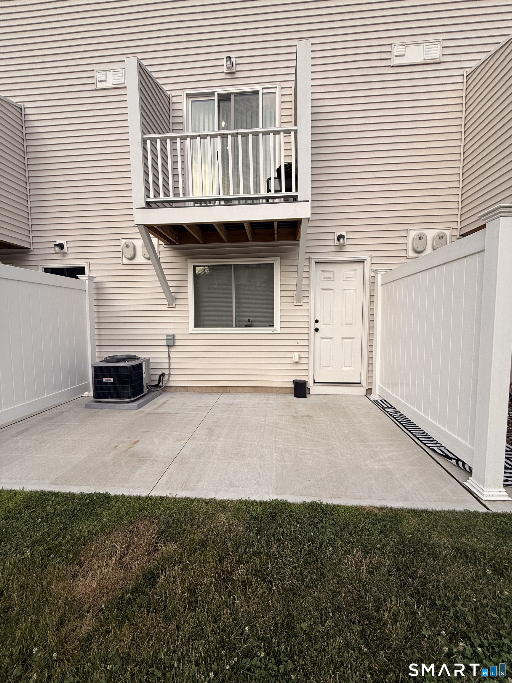 33 Main Street, Unit 8 Meriden, CT 06451 - Photo 8 of 17