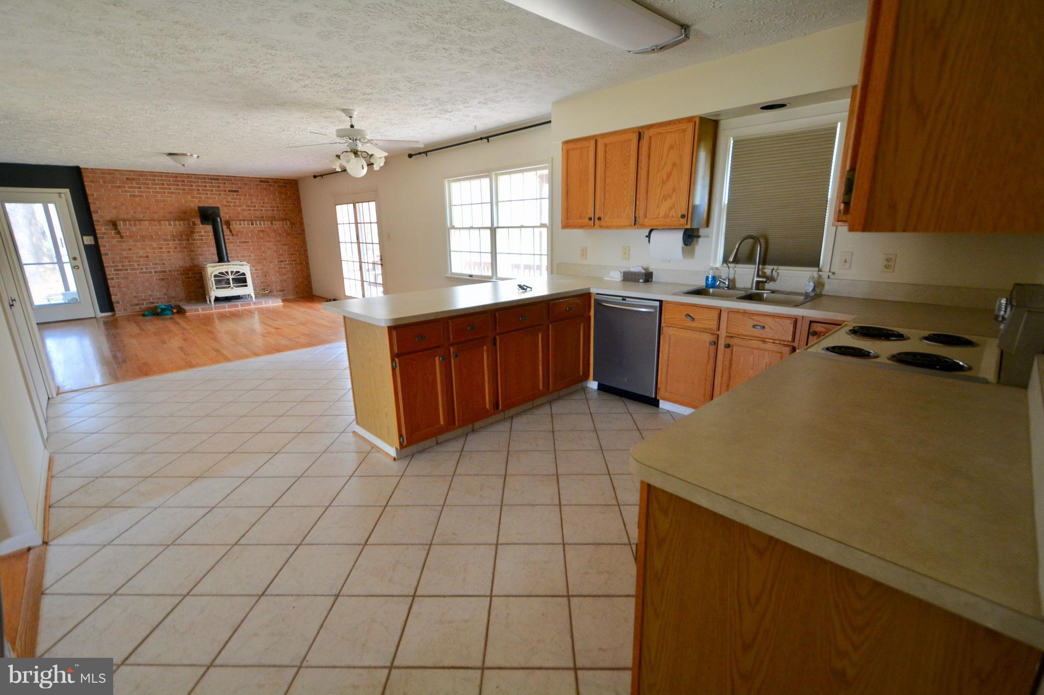 97 Annapolis View Road Stevensville, MD 21666 - Photo 9 of 14 Kitchen
