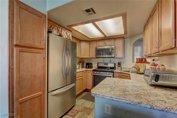 $330,000 | 2975 Bluegrass Lane, Unit 712, Henderson, NV 89074