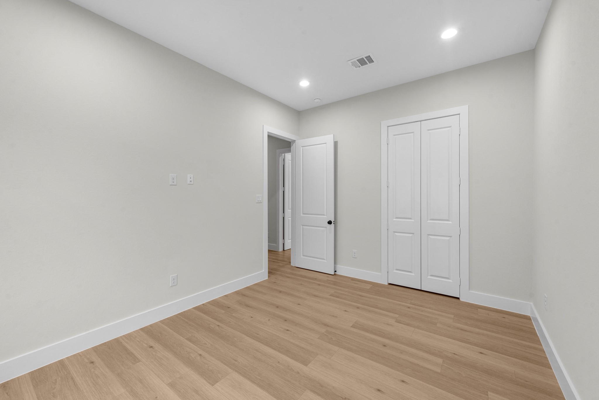 2348 Delafield Street Houston, TX 77023 - Photo 19 of 24 bedroom 2