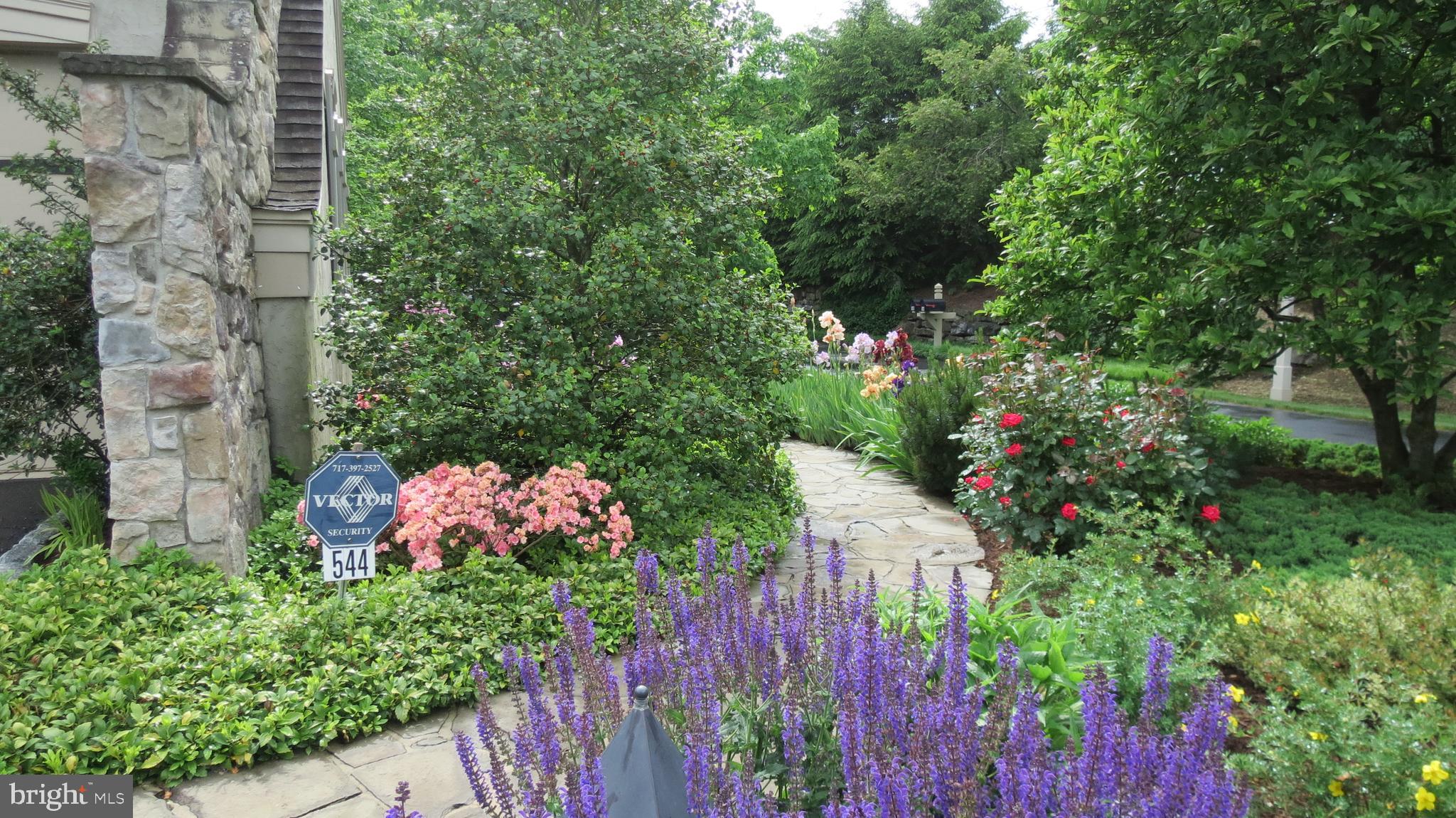 544 Olde Course Road Hershey, PA 17033 - Photo 2 of 74