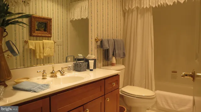 $1,299,900 | 544 Olde Course Road, Hershey, PA 17033