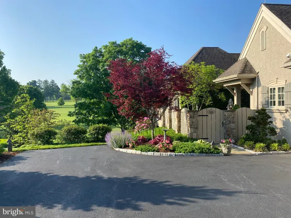 $1,299,900 | 544 Olde Course Road, Hershey, PA 17033