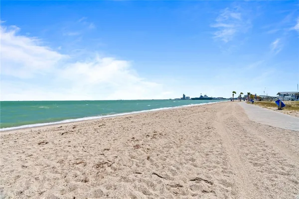 $110,000 | 3938 Surfside Boulevard, Unit 1224, Corpus Christi, TX 78402