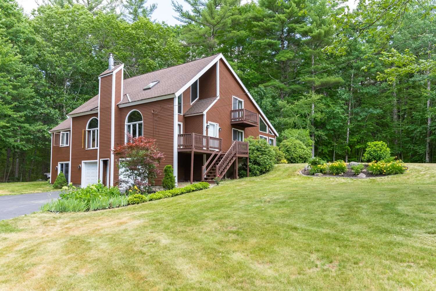 8 Rideout Lane Brookline, NH 03033 - Photo 1 of 16