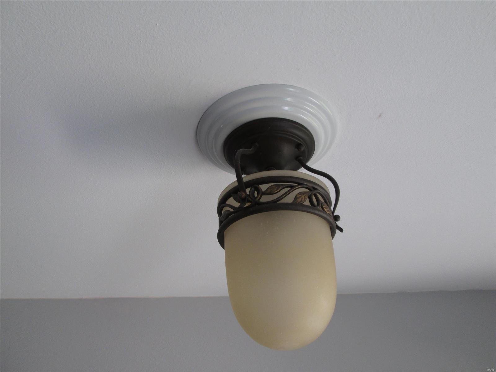 519 Lind Road St. Louis, MO 63125 - Photo 14 of 25 Gallery Image 14