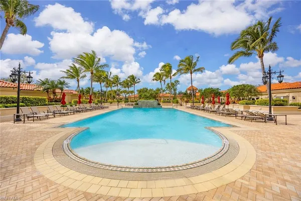 a view of a bird bath