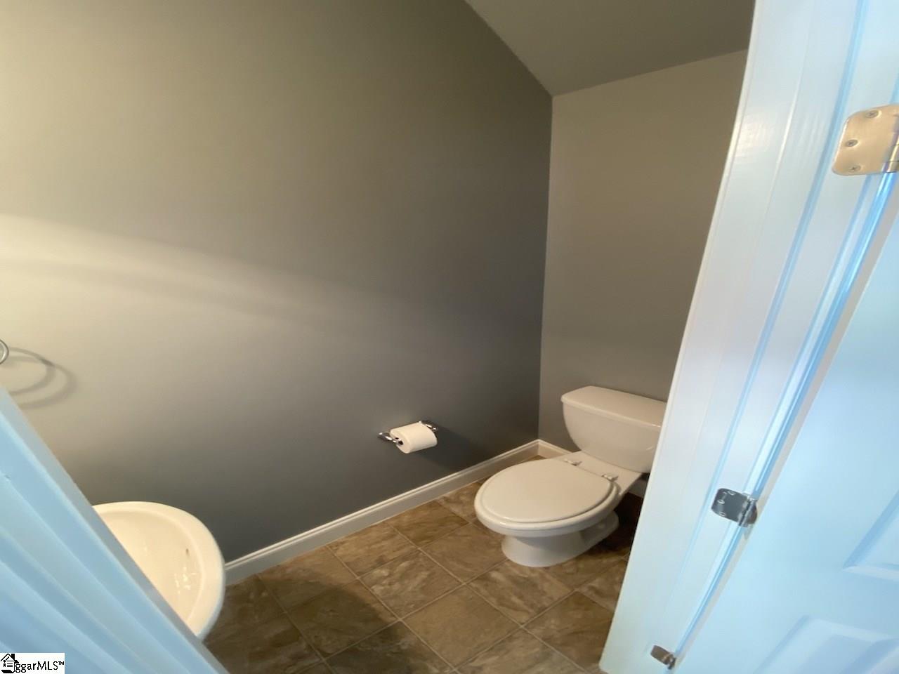 100 Sprouse Farm Way Fountain Inn, SC 29644 - Photo 12 of 28