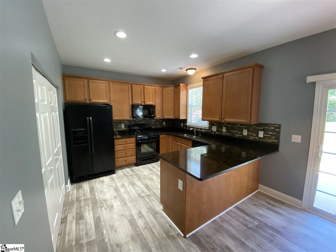 100 Sprouse Farm Way Fountain Inn, SC 29644 - Photo 10 of 28