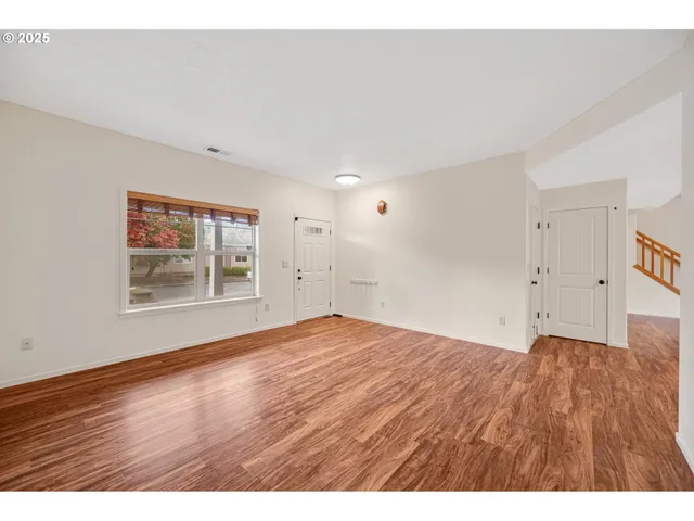 $435,000 | 328 Northwest Sherman Street, Sheridan, OR 97378