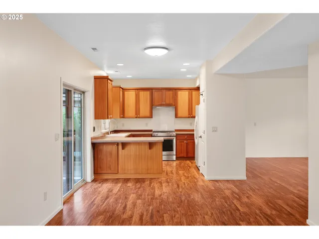 $435,000 | 328 Northwest Sherman Street, Sheridan, OR 97378