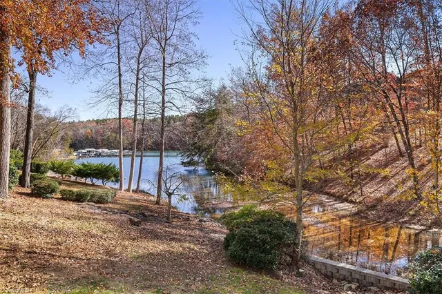 $1,799,000 | 7601 Crossing Ridge Drive, Belews Creek, NC 27009