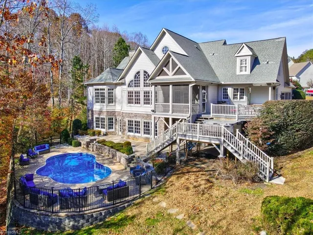 $1,799,000 | 7601 Crossing Ridge Drive, Belews Creek, NC 27009