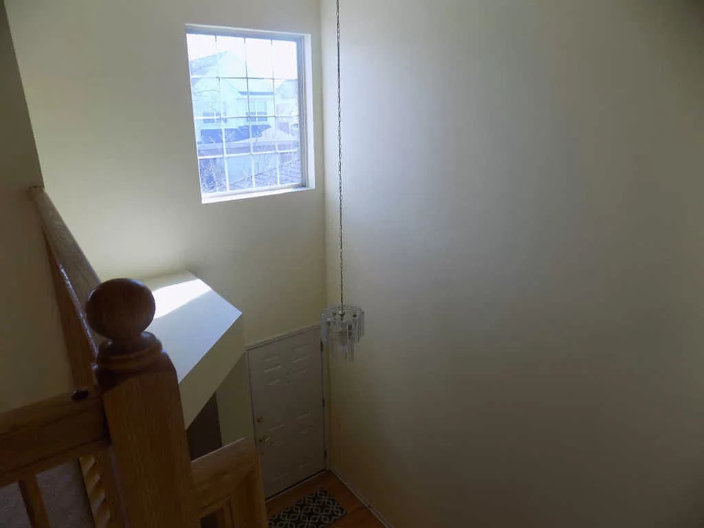 274 Bay Drive Itasca, IL 60143 - Photo 17 of 30 a bathroom with a toilet