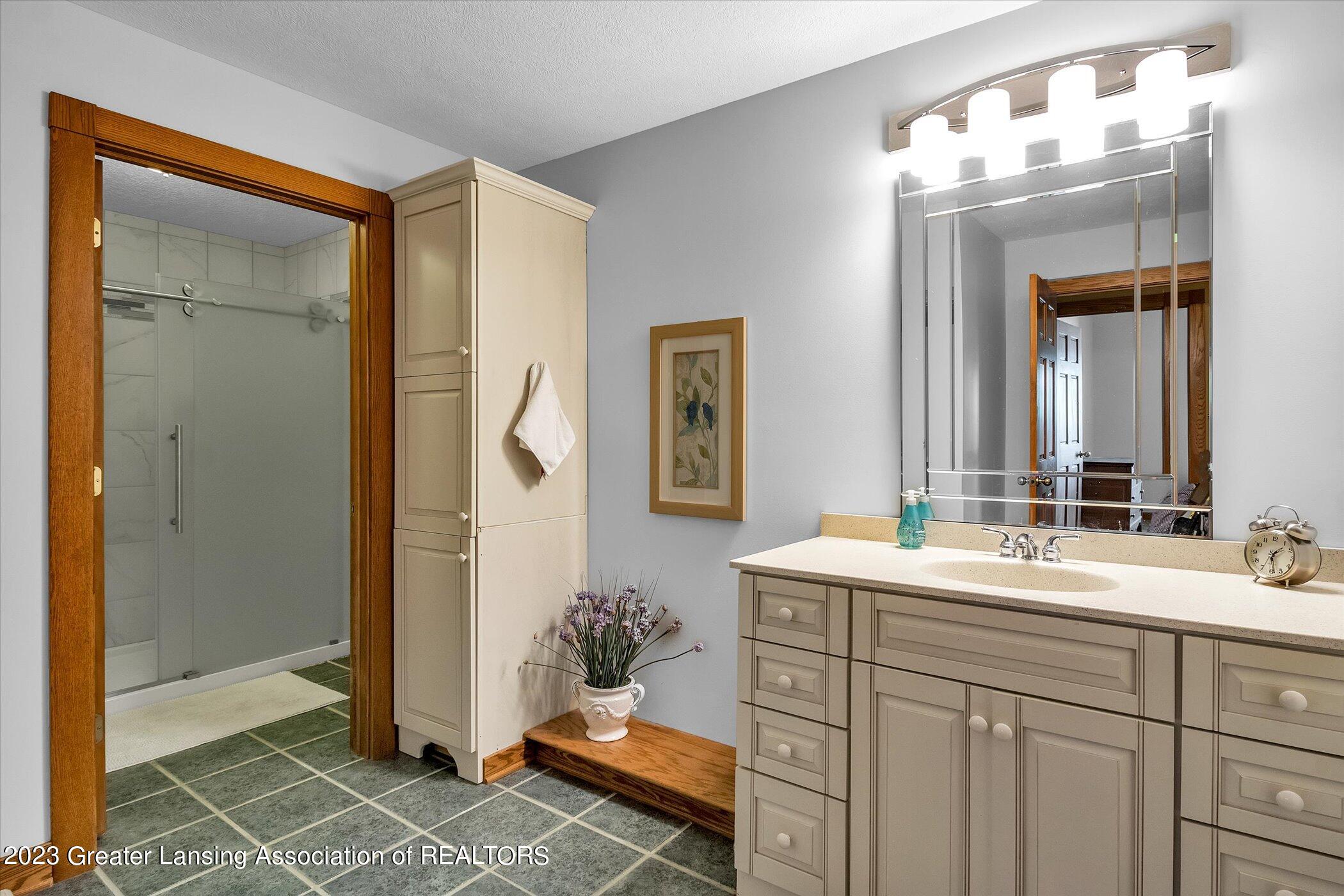 10555 South Wright Road Eagle, MI 48822 - Photo 62 of 126 062-10555-S-Wright-Rd-WindowStill-Real-E