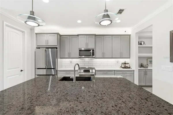 $525,000 | 1004 Mango Court, Oldsmar, FL 34677