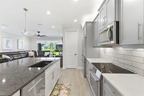 $525,000 | 1004 Mango Court, Oldsmar, FL 34677