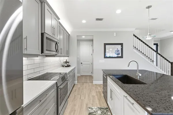 $525,000 | 1004 Mango Court, Oldsmar, FL 34677