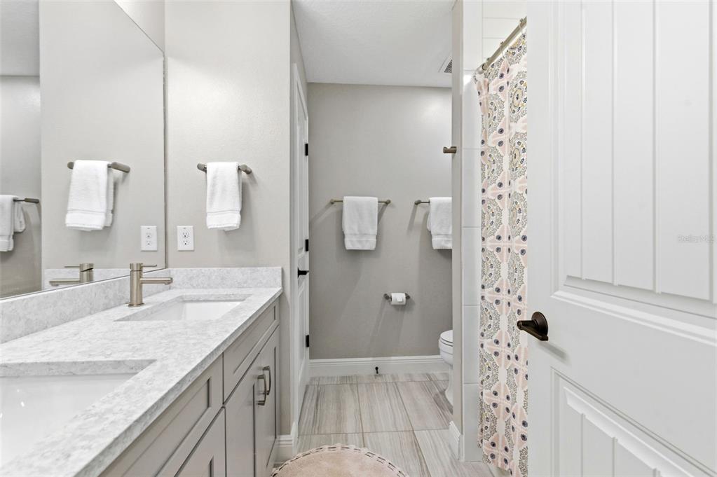 1004 Mango Court Oldsmar, FL 34677 - Photo 20 of 51