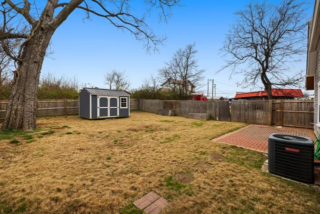 106 East 9th Street, Columbia, TN 38401