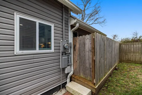 106 East 9th Street, Columbia, TN 38401