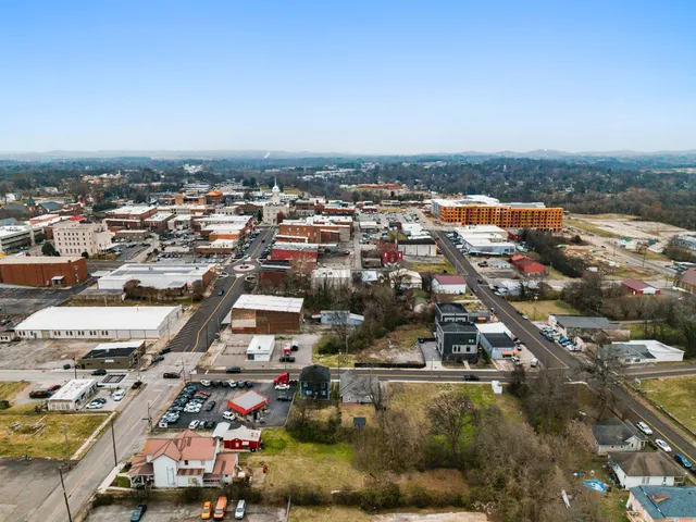 106 East 9th Street, Columbia, TN 38401