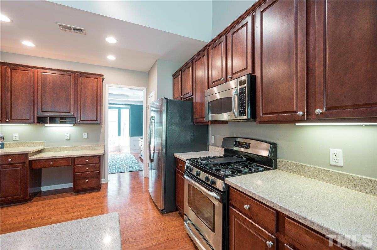 4602 Zaldivar Way Raleigh, NC 27612 - Photo 13 of 29