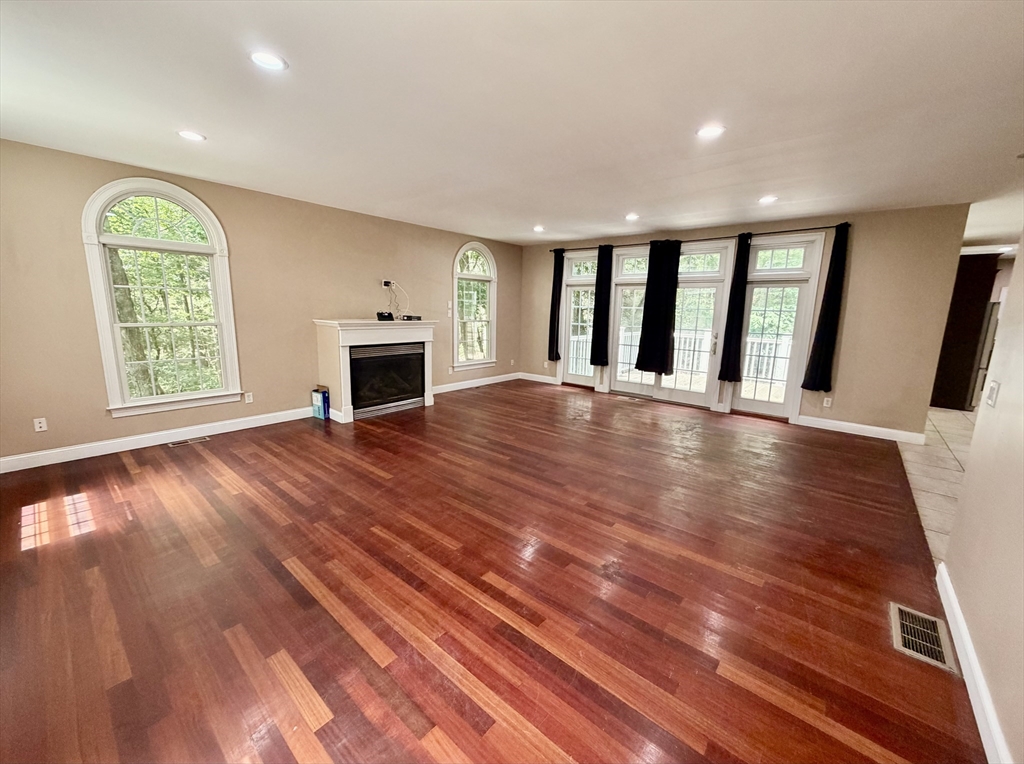 41 Thresher Road Hampden, MA 01036 - Photo 2 of 30