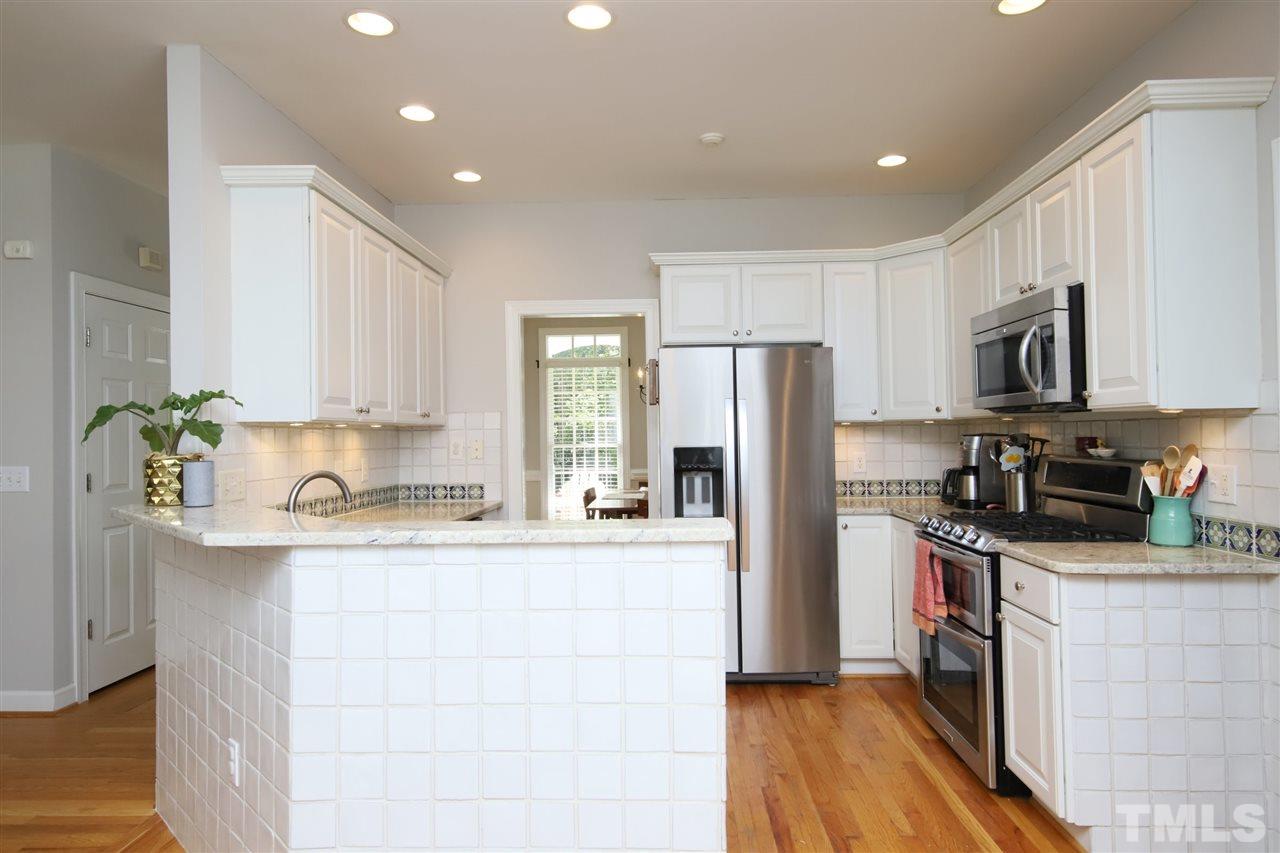 507 Manor Ridge Road Carrboro, NC 27510 - Photo 7 of 30