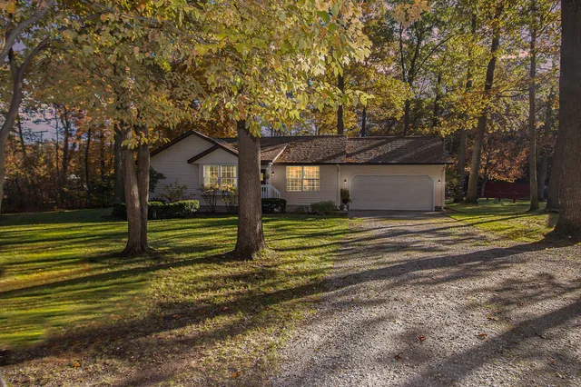 $269,900 | 11766 Us Highway, Montague, MI 49437