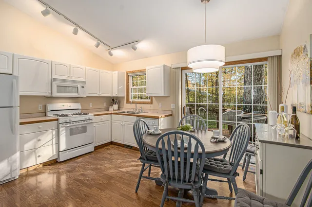 $269,900 | 11766 Us Highway, Montague, MI 49437