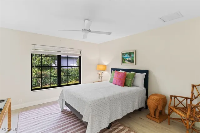 $769,000 | 864 South Town And River Drive, Fort Myers, FL 33919