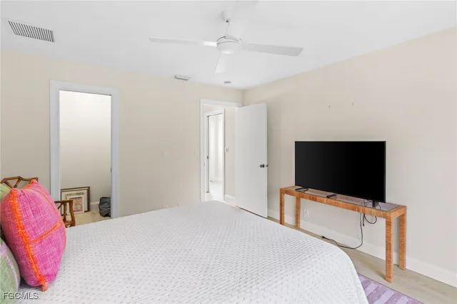 $769,000 | 864 South Town And River Drive, Fort Myers, FL 33919