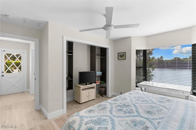 $769,000 | 864 South Town And River Drive, Fort Myers, FL 33919