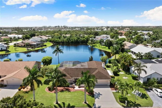 $769,000 | 864 South Town And River Drive, Fort Myers, FL 33919
