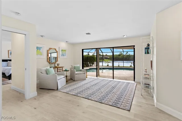 $769,000 | 864 South Town And River Drive, Fort Myers, FL 33919