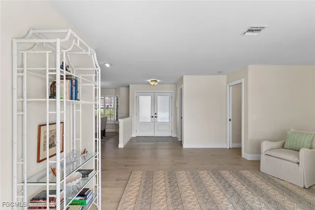 $769,000 | 864 South Town And River Drive, Fort Myers, FL 33919