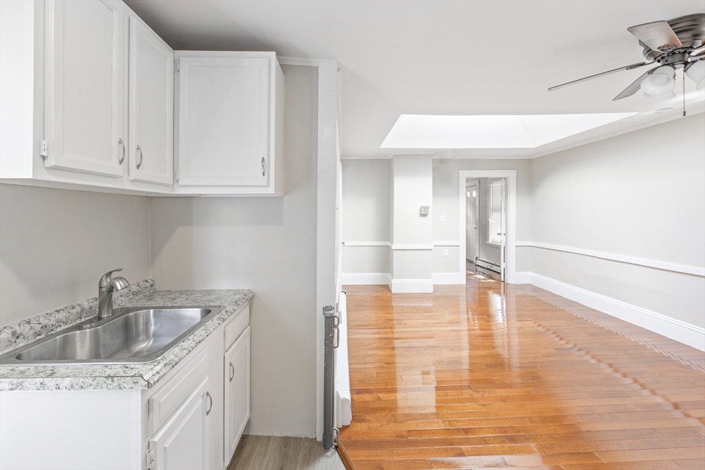 248 Rantoul Street, Unit L2 Beverly, MA 01915 - Photo 12 of 20