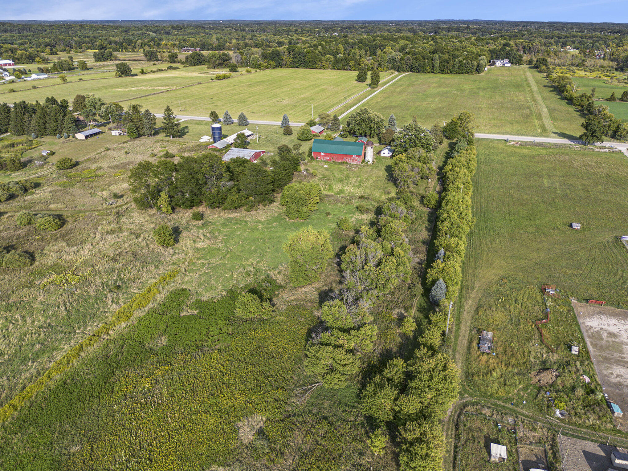 2960 Cedar Lake Road Howell, MI 48843 - Photo 33 of 33 044_file_859