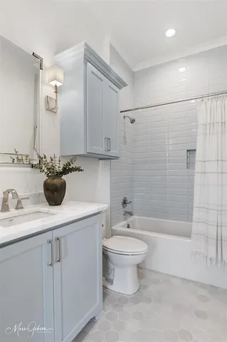 $792,500 | 2101 Pecan Sq Avenue, Shreveport, LA 71106