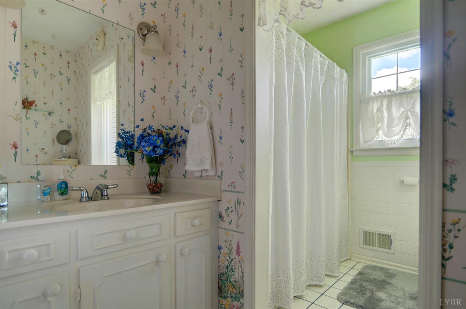 105 Chesterfield Road Lynchburg, VA 24502 - Photo 23 of 47 Gallery Image 23