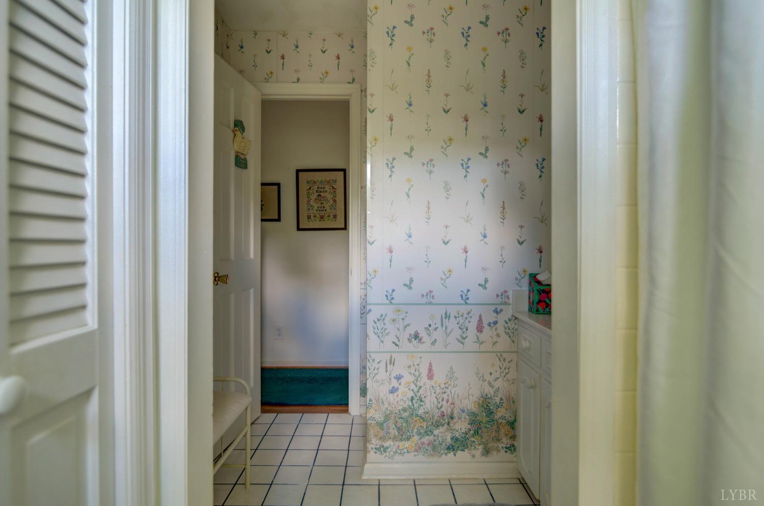 105 Chesterfield Road Lynchburg, VA 24502 - Photo 24 of 47 Gallery Image 24