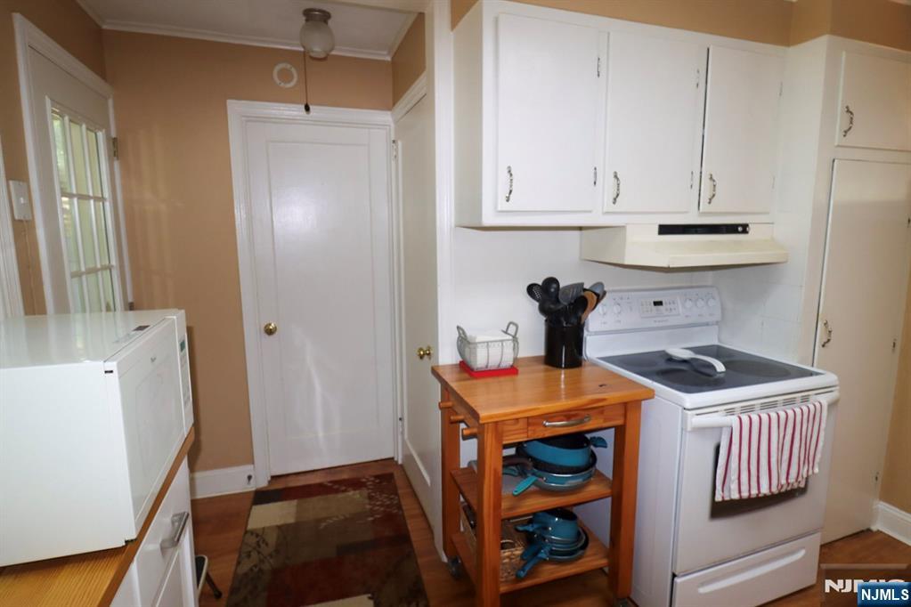 1 Dorel Road Hopatcong, NJ 07821 - Photo 8 of 37