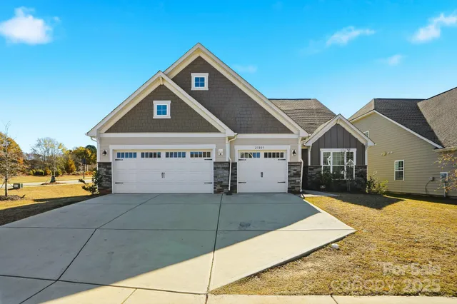 $730,000 | 25005 Westwick Lane, Huntersville, NC 28078