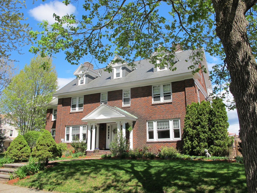 24 Whitman Road Worcester, MA 01609 - Photo 1 of 30 Gallery Image 1
