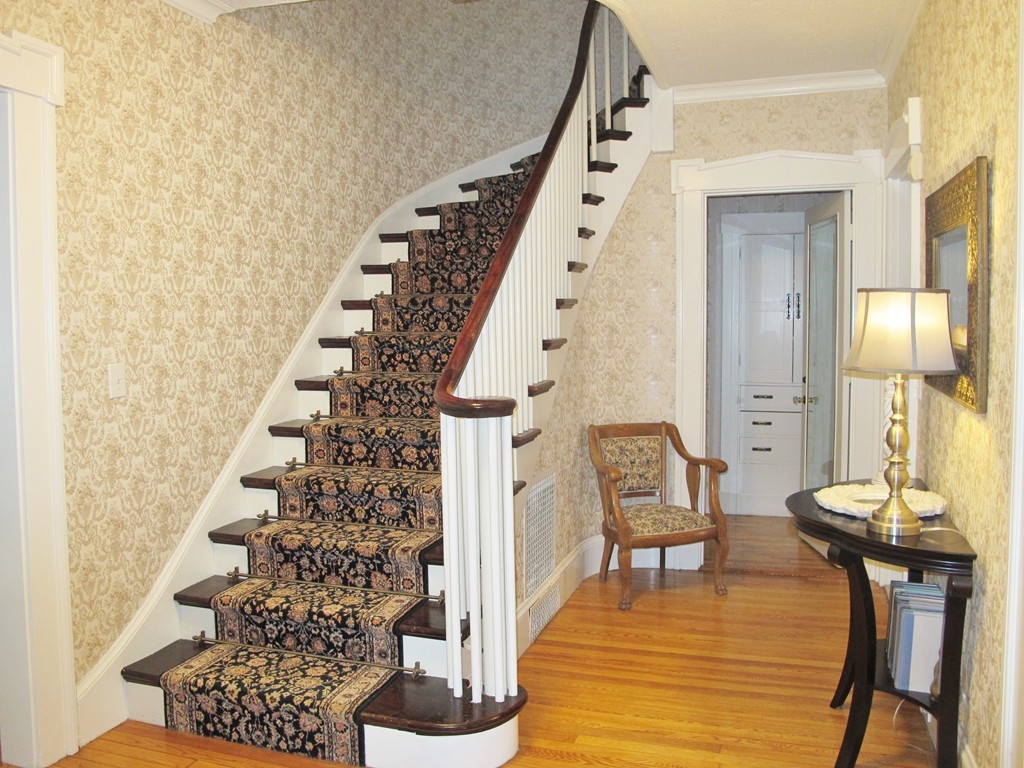 24 Whitman Road Worcester, MA 01609 - Photo 15 of 30 Gallery Image 15