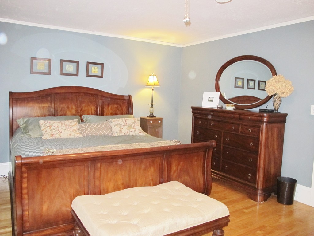 24 Whitman Road Worcester, MA 01609 - Photo 17 of 30 Gallery Image 17
