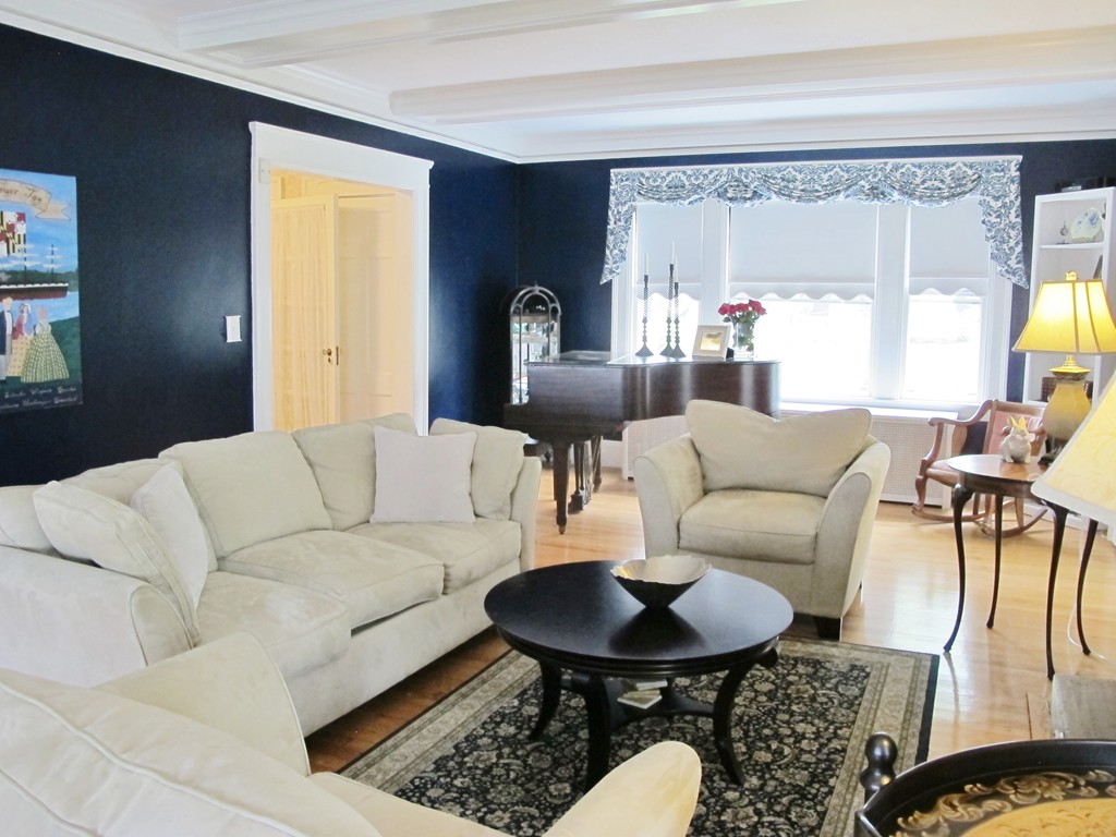 24 Whitman Road Worcester, MA 01609 - Photo 4 of 30 Gallery Image 4